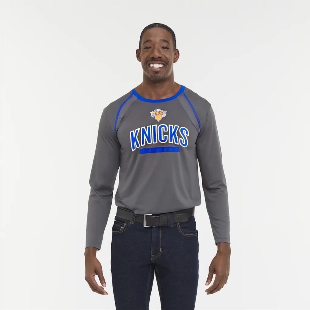 NBA New York Knicks Long Sleeve Gray Performance T-Shirt NY Knicks - Picture 2 of 6